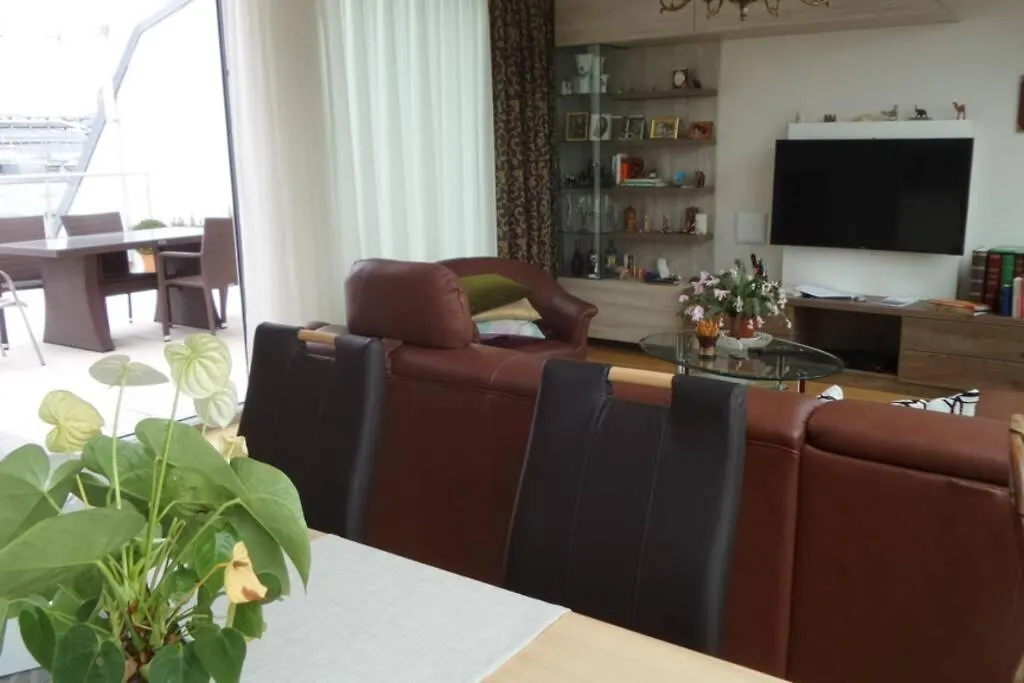 Grosses Penthouse #12 Mit Terrasse Und Aussicht Apartment Vienna Austria