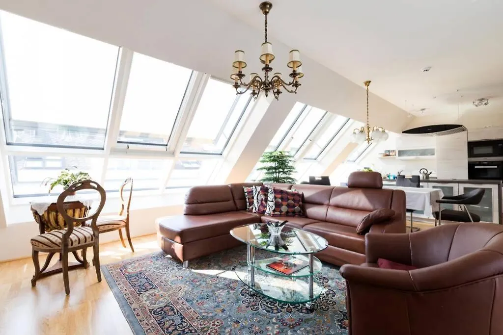 Grosses Penthouse #12 Mit Terrasse Und Aussicht Apartment Vienna